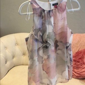 Sleeveless blouse